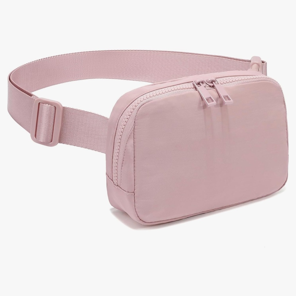 Dusty pink belt bag. New!